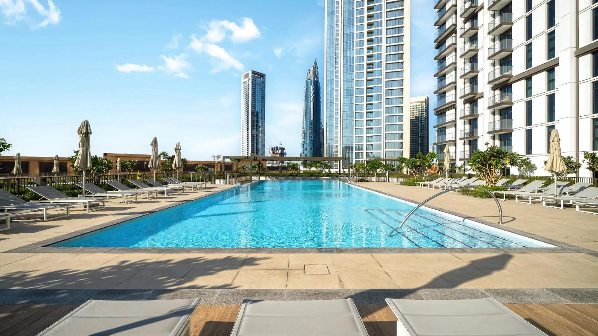 Sky-High Central Dubai Gem: Burj Khalifa & Fountain View 0*,  الإمارات العربية المتحدة