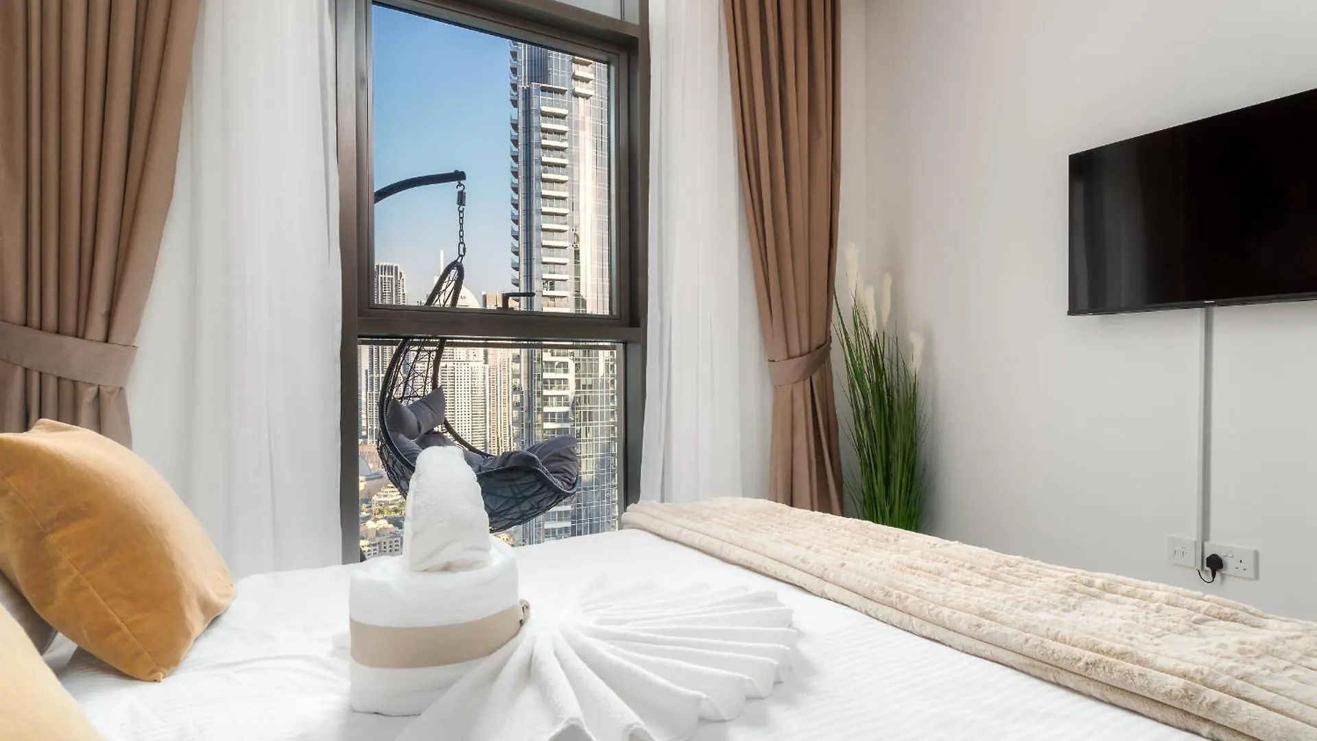 شقة Sky-High Central Dubai Gem: Burj Khalifa & Fountain View